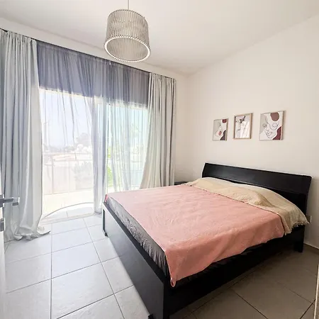 2 Bedroom Townhouse Close To The Sea Apartament Pafos