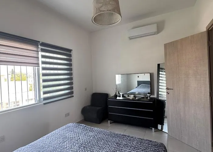 2 Bedroom Townhouse Close To The Sea Apartmán